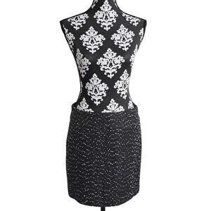 Women's Black And White Textured The Limited Mini Skirt - Size 6